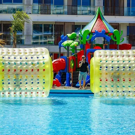 Apartament Comfortable Flat Close To The Beach With Shared Pool And Balcony In Iskele, Cyprus *