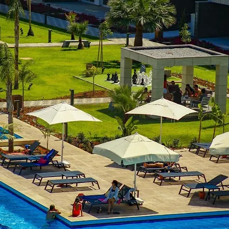דירה Comfortable Flat Close To The Beach With Shared Pool And Balcony In Iskele, Cyprus