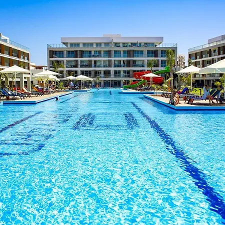דירה Comfortable Flat Close To The Beach With Shared Pool And Balcony In Iskele, Cyprus Agios Georgios (Famagusta)